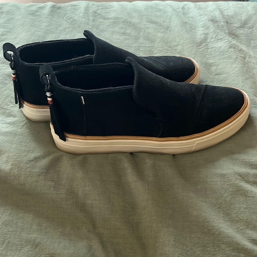 Toms Black Paxton, Suede Slip Ons 10